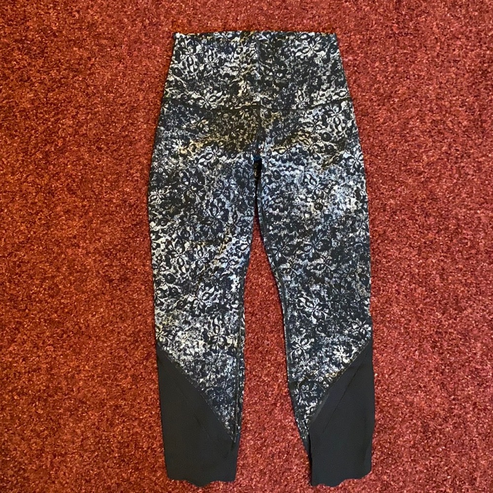 Lululemon Wunder Under Scalloped Hem Leggings